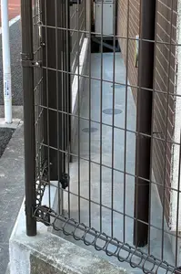 植栽剪定を不要にする外構