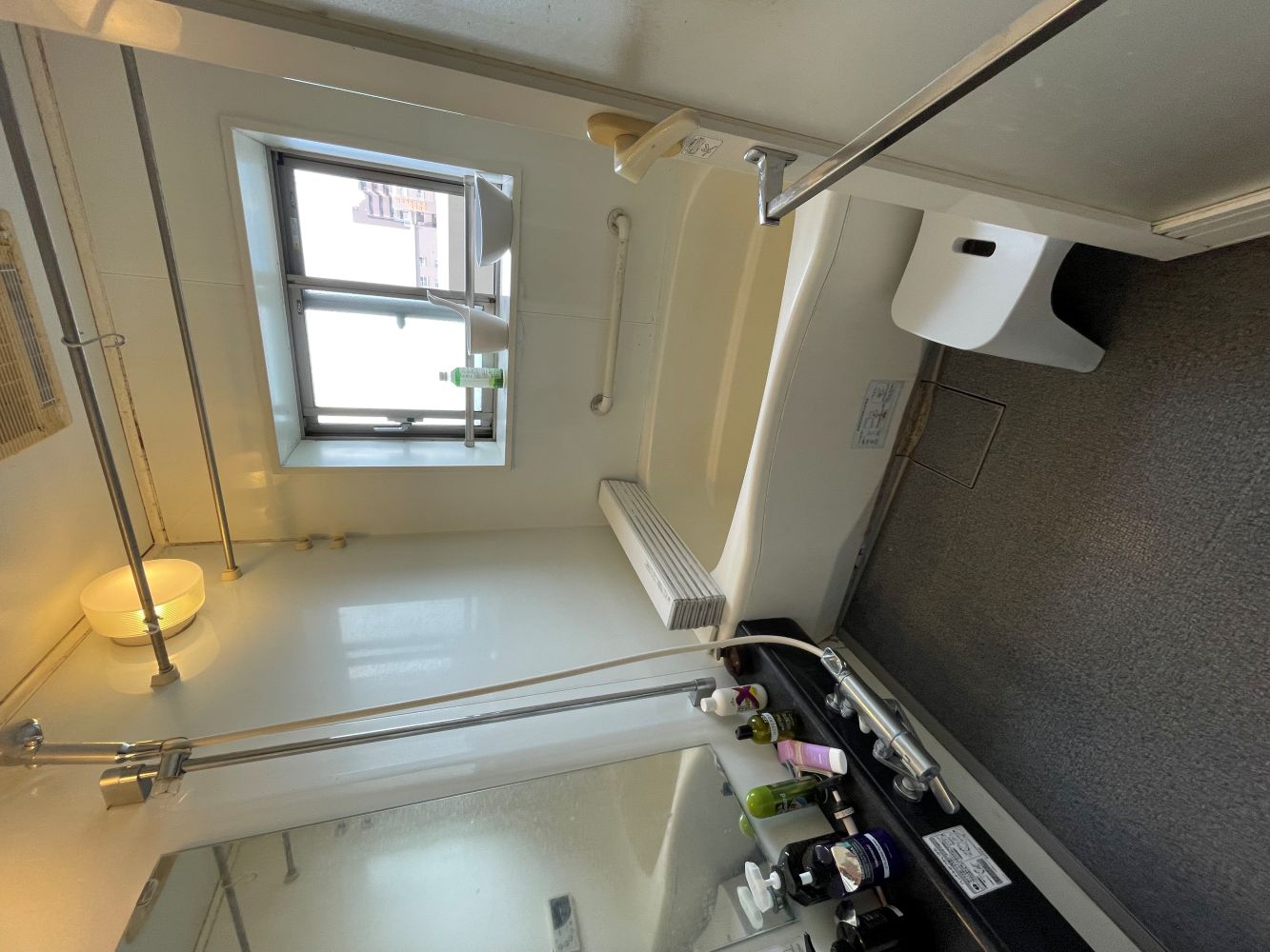 明るく清潔感のある空間へ　ユニットバス・トイレリフォーム