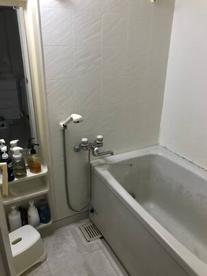 お風呂のリフォームと洋室の内窓の取付け