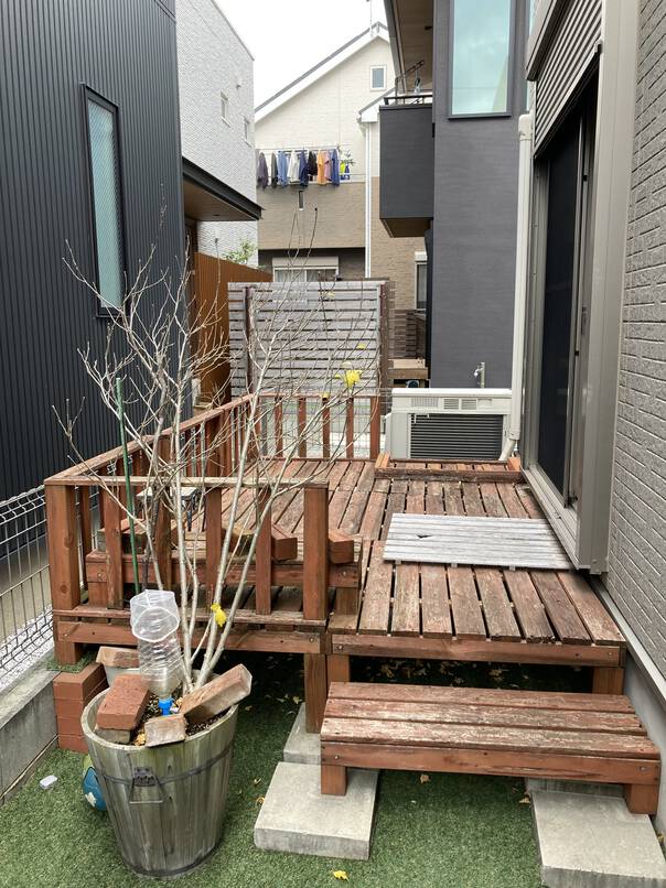 プライバシーが守られる庭に。