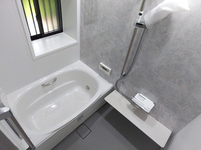 長く愛用できる、明るく使いやすい水回り