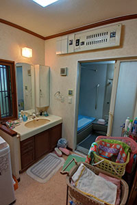 長く愛用できる、明るく使いやすい水回り