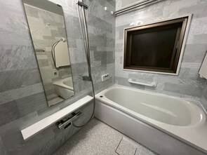 重厚感のあるお風呂