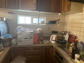 足元の不安を解消。安心して使えるキッチンへ