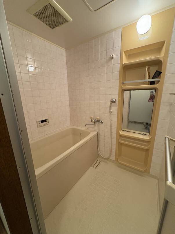 マンションの古くなった浴室を低コストで施工