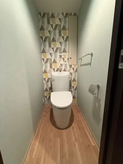 グリーンで爽やかな空間へ　トイレリフォーム