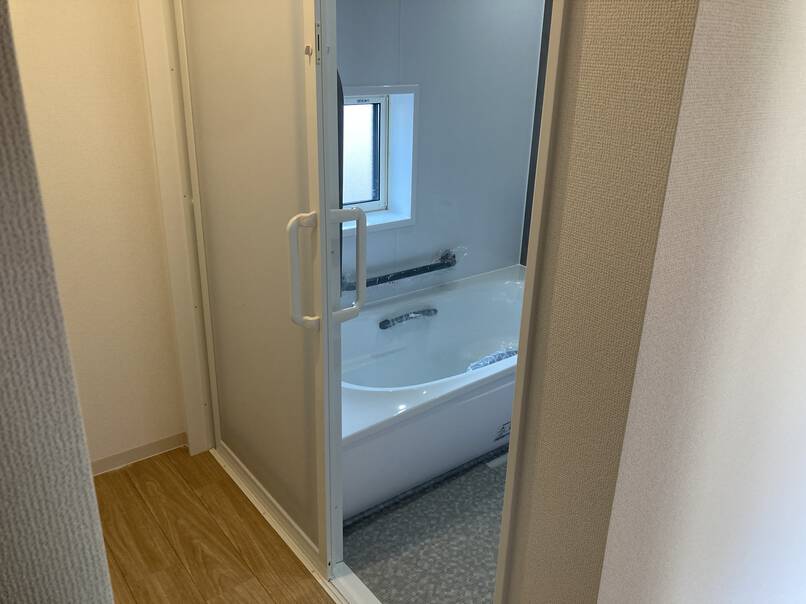 使われていなかった1階車庫が快適なバスルームに！