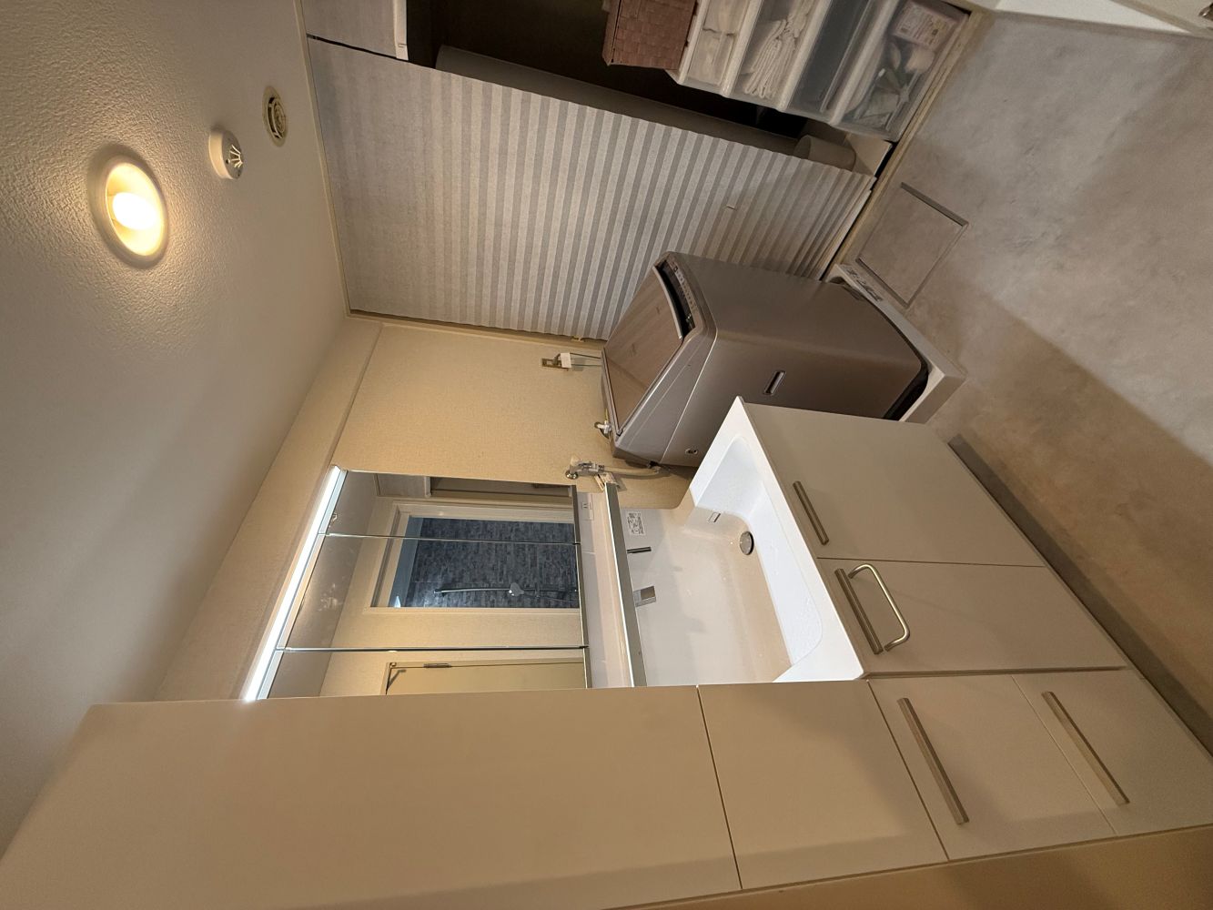 高断熱で暖かさ長続き　ユニットバス・洗面所リフォーム