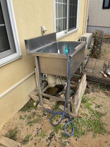 愛犬と一緒にくつろげるウッドデッキ完成