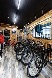 自転車工房はセカンドリビング