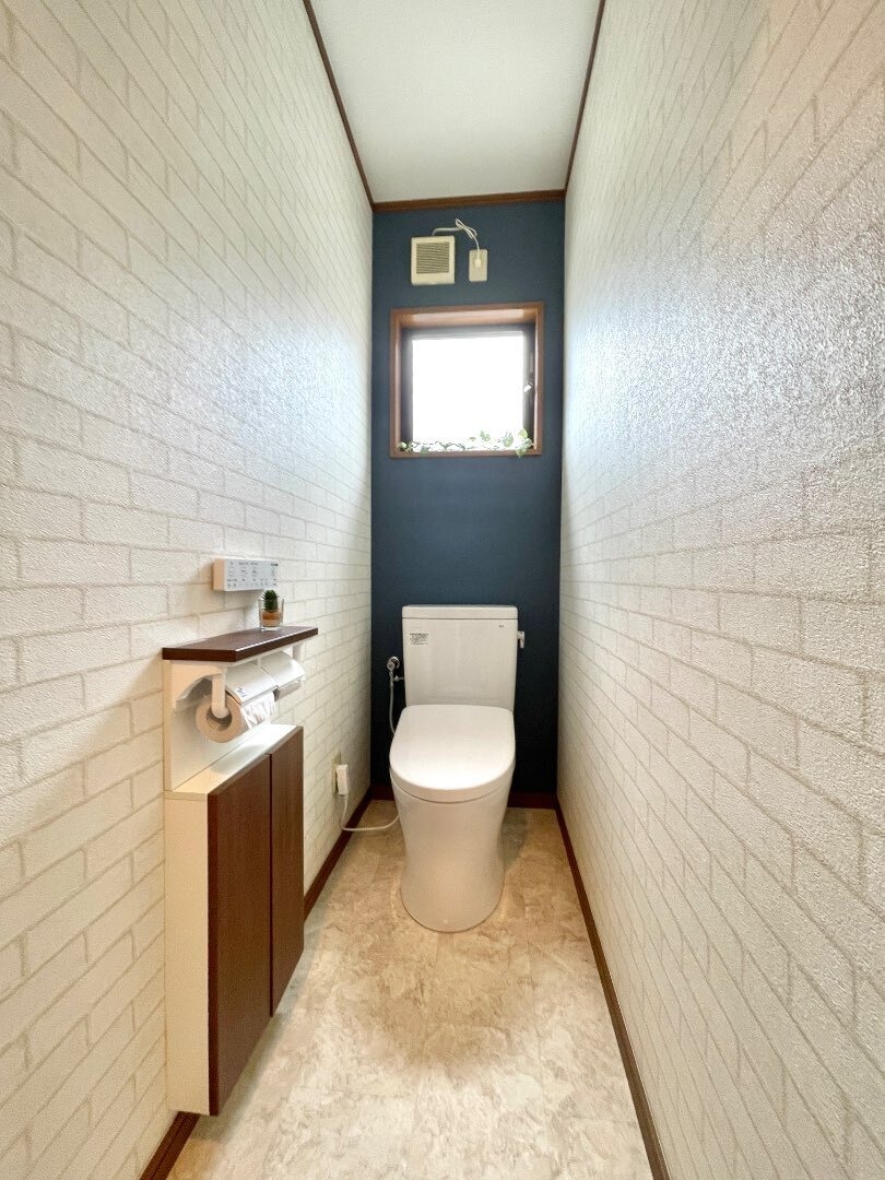 収納力＆デザイン性アップ！機能的で使いやすいトイレ