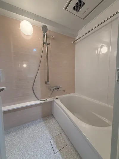 ルティシュピンクで彩る浴室　ユニットバス・トイレリフォーム