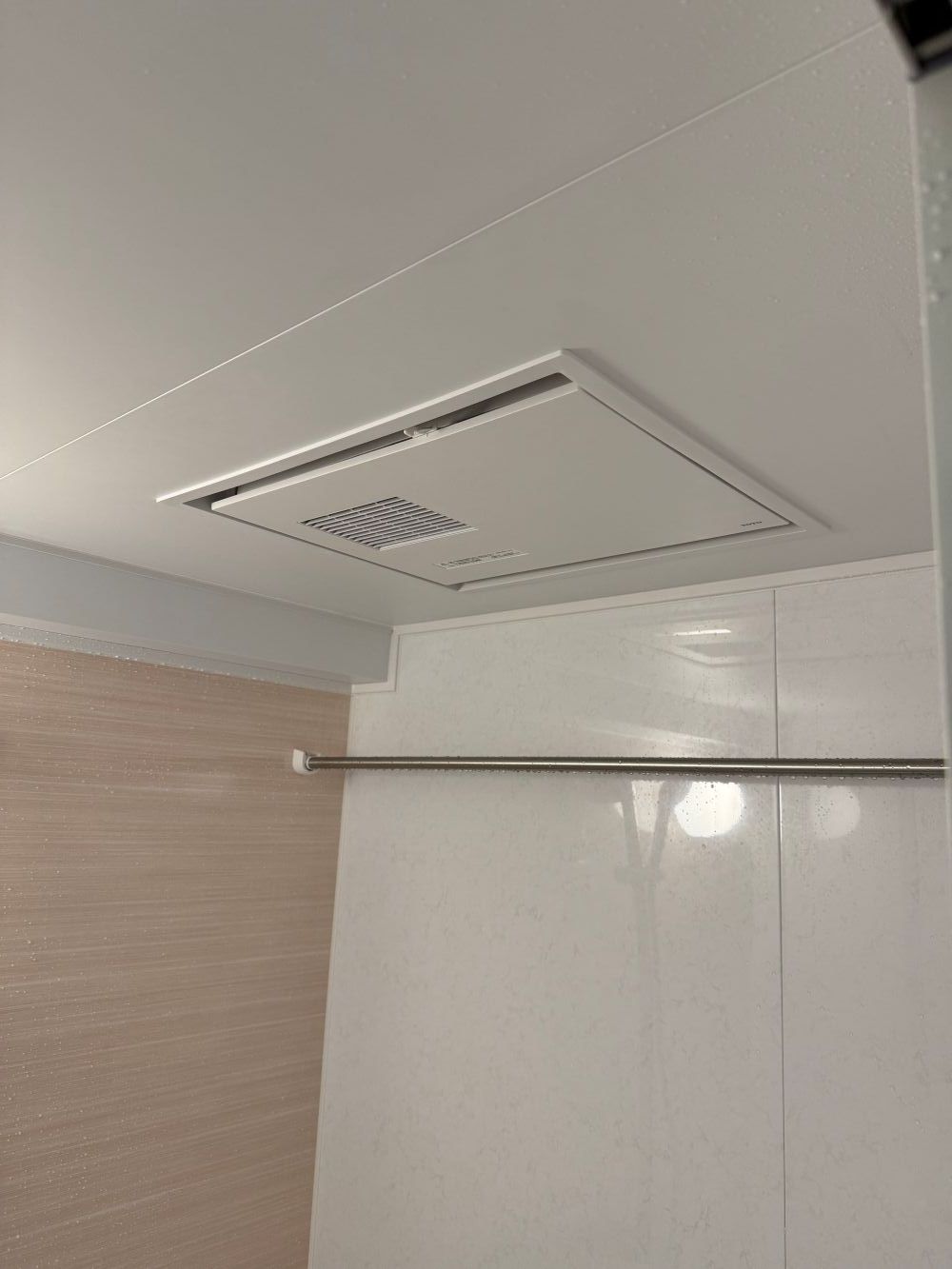 ルティシュピンクで彩る浴室　ユニットバス・トイレリフォーム