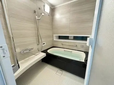 在来工法から木目調の温かなユニットバスへ