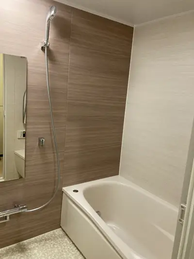 掃除がしやすくシンプルなお風呂にリフォーム