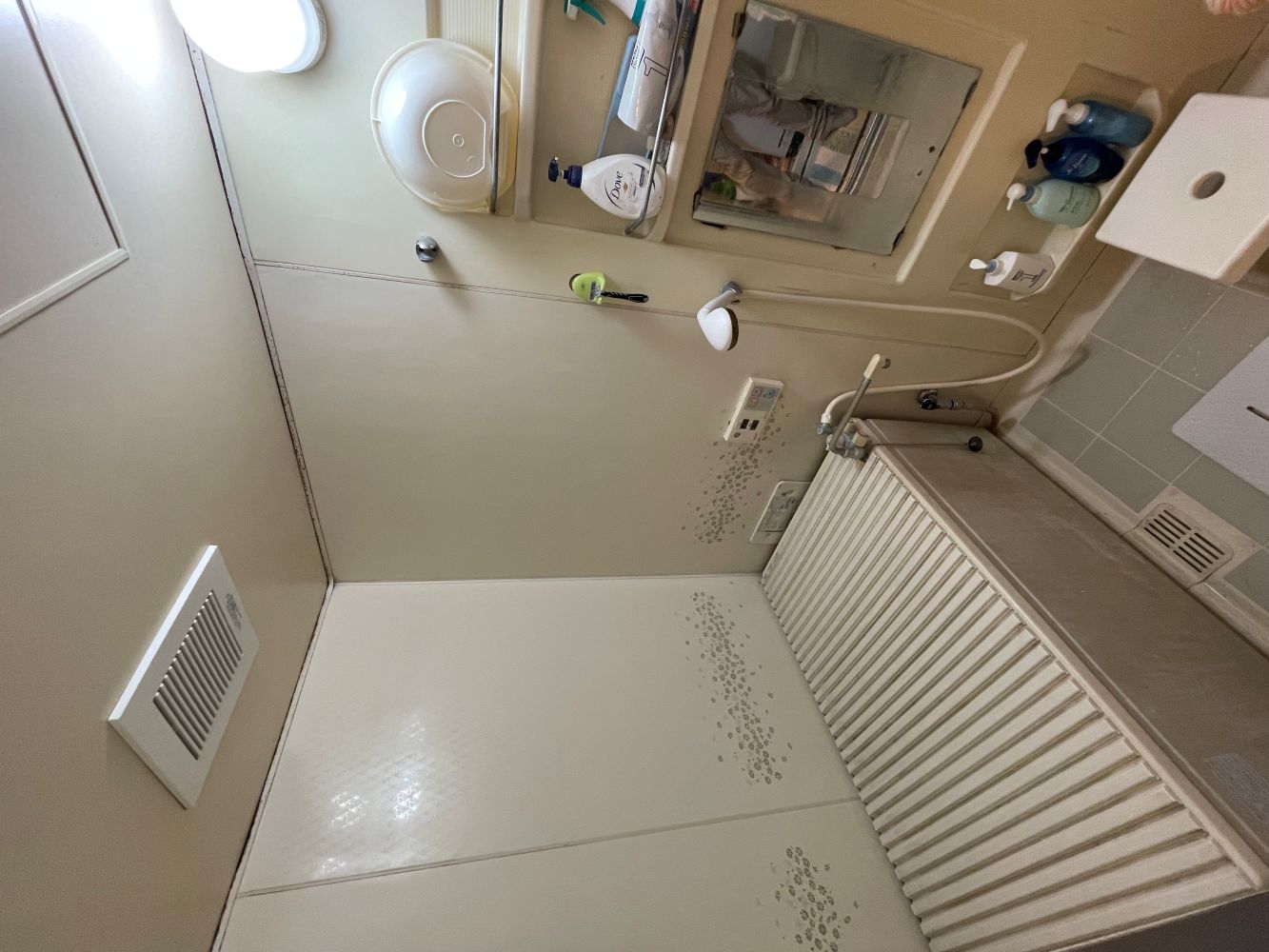 築53年2回目のリフォーム　ユニットバス、給湯器リフォーム