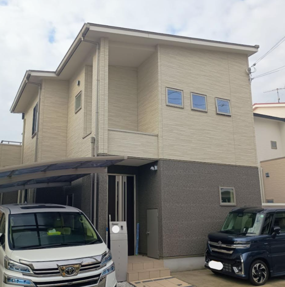 2色のツートンはそのままに爽やかになった外観