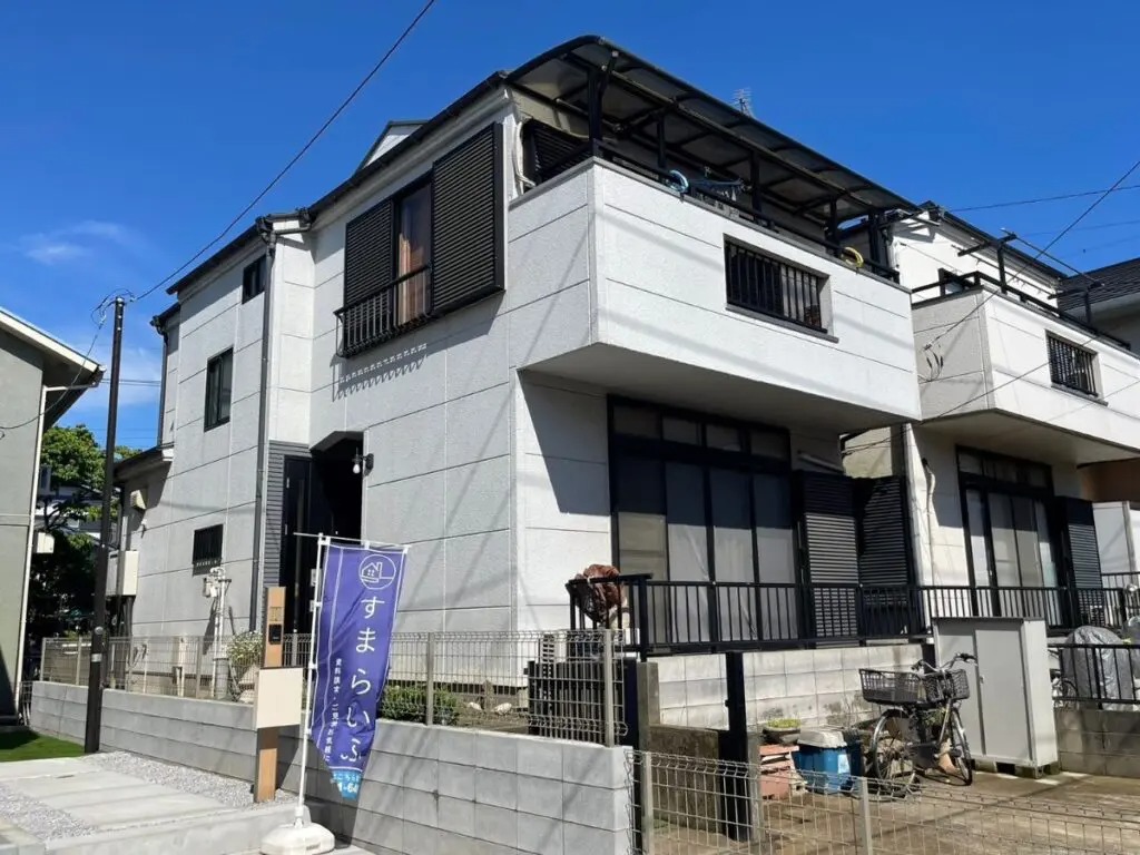 粉にはおさらば、防水機能が復活した外壁塗装