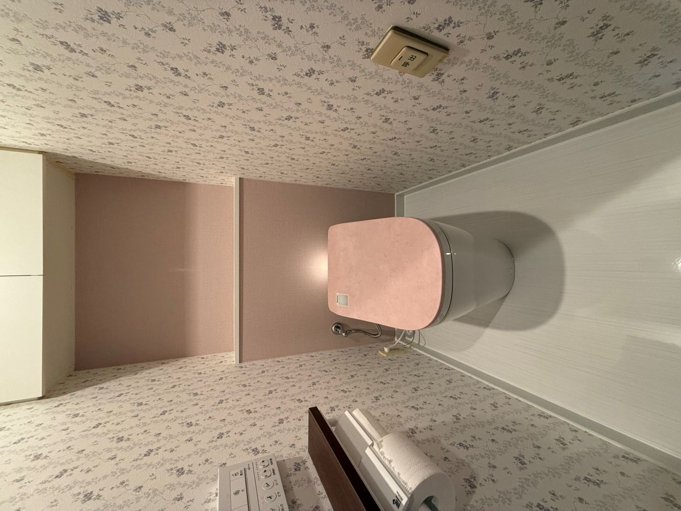 ホーローパネルでお手入れをラクに　トイレリフォーム