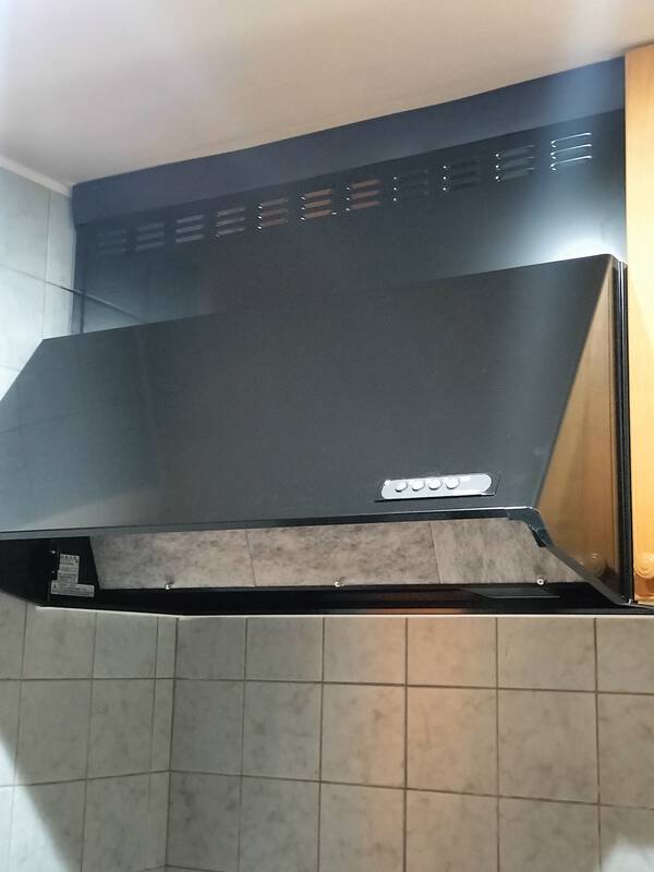 古い換気扇を新しくしました。