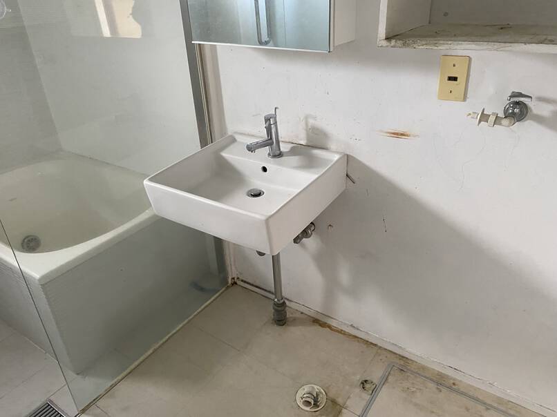 うまく木目を取り入れて以前よりも温かみがアップ