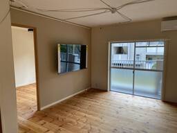 うまく木目を取り入れて以前よりも温かみがアップ