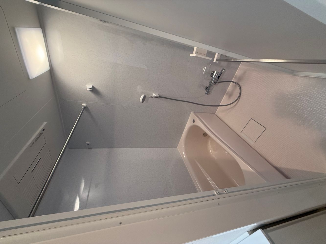 掃除しやすく、使いやすい　ユニットバス・洗面所リフォーム