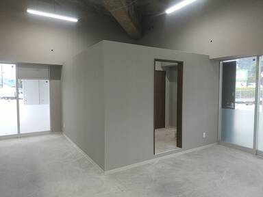 店舗改装（スケルトン）