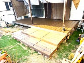 劣化していたウッドデッキが生まれ変わる