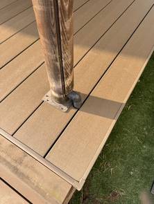 劣化していたウッドデッキが生まれ変わる