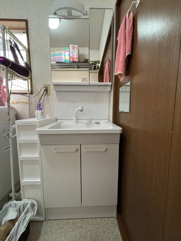 トイレ＋洗面＋玄関リフォーム事例（愛知県豊川市）