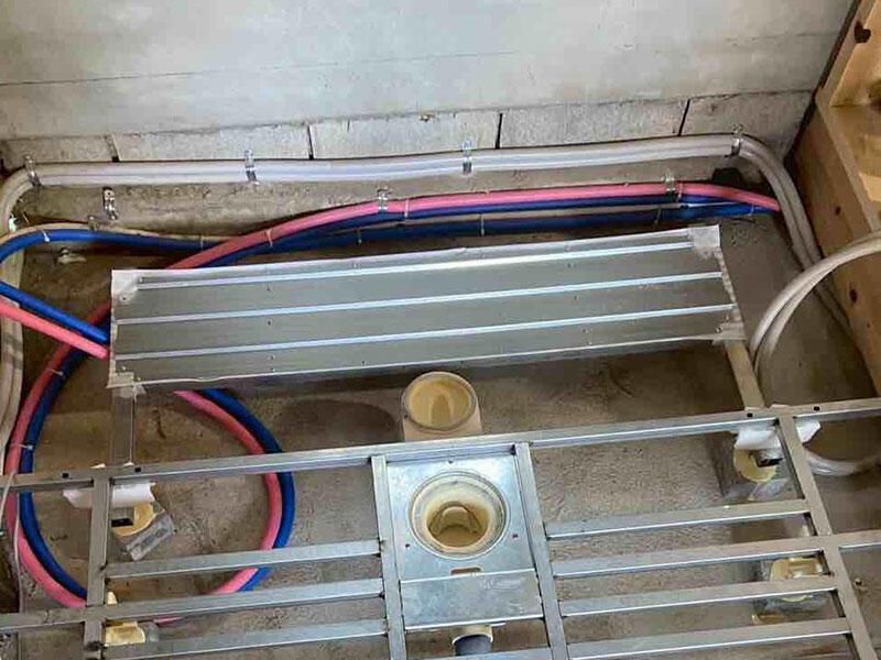 坪庭を囲み家族の記憶と共に歩む家