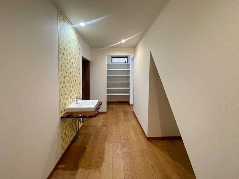 入口から生活空間までを一新