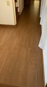 いつ抜けてもおかしくない廊下の床をリフォーム