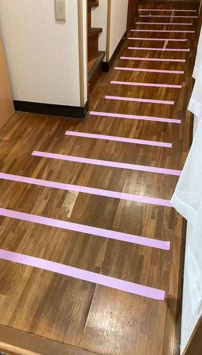 いつ抜けてもおかしくない廊下の床をリフォーム