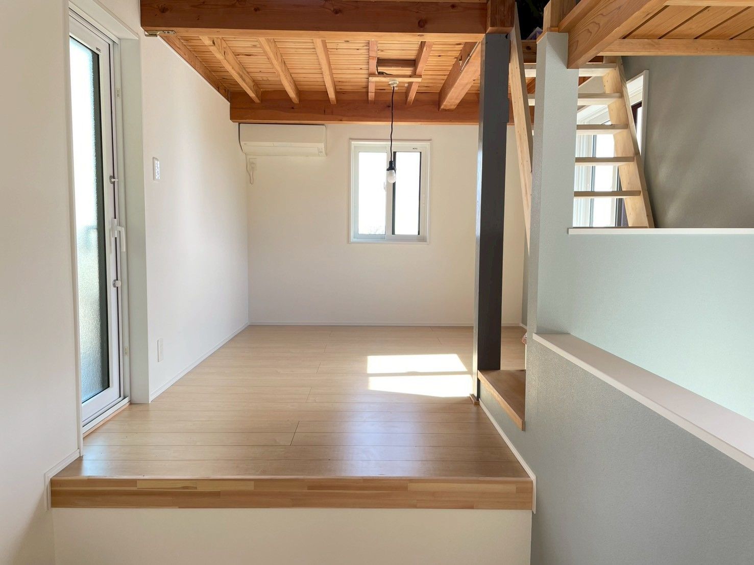 増築＋フルリフォームで新築のような住空間に。