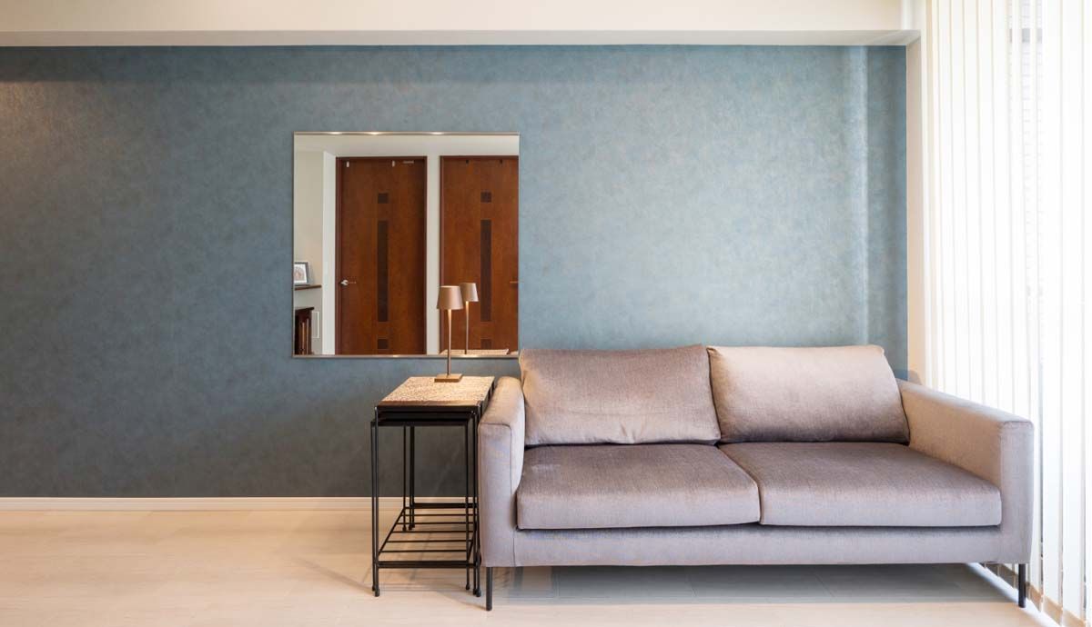 シックで落ち着きのある大人のインテリア空間