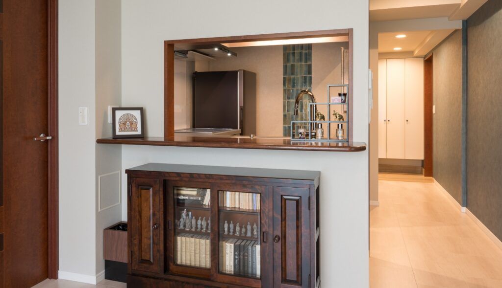 シックで落ち着きのある大人のインテリア空間