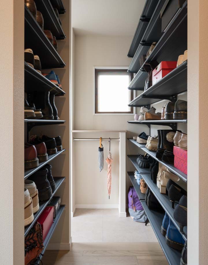 断熱性を高め、快適に住み続けられる二世帯住宅