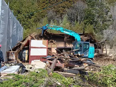 築200年以上の茅葺古民家解体