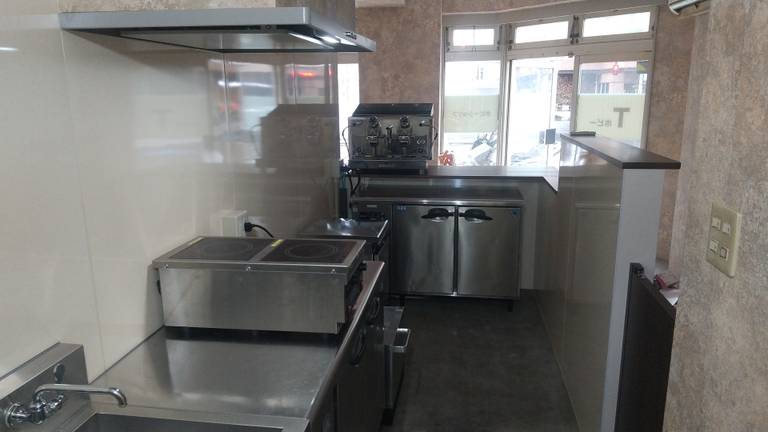 株式会社バンビ