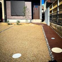 スタンプコンクリートと洗い出しコンクリートの敷設