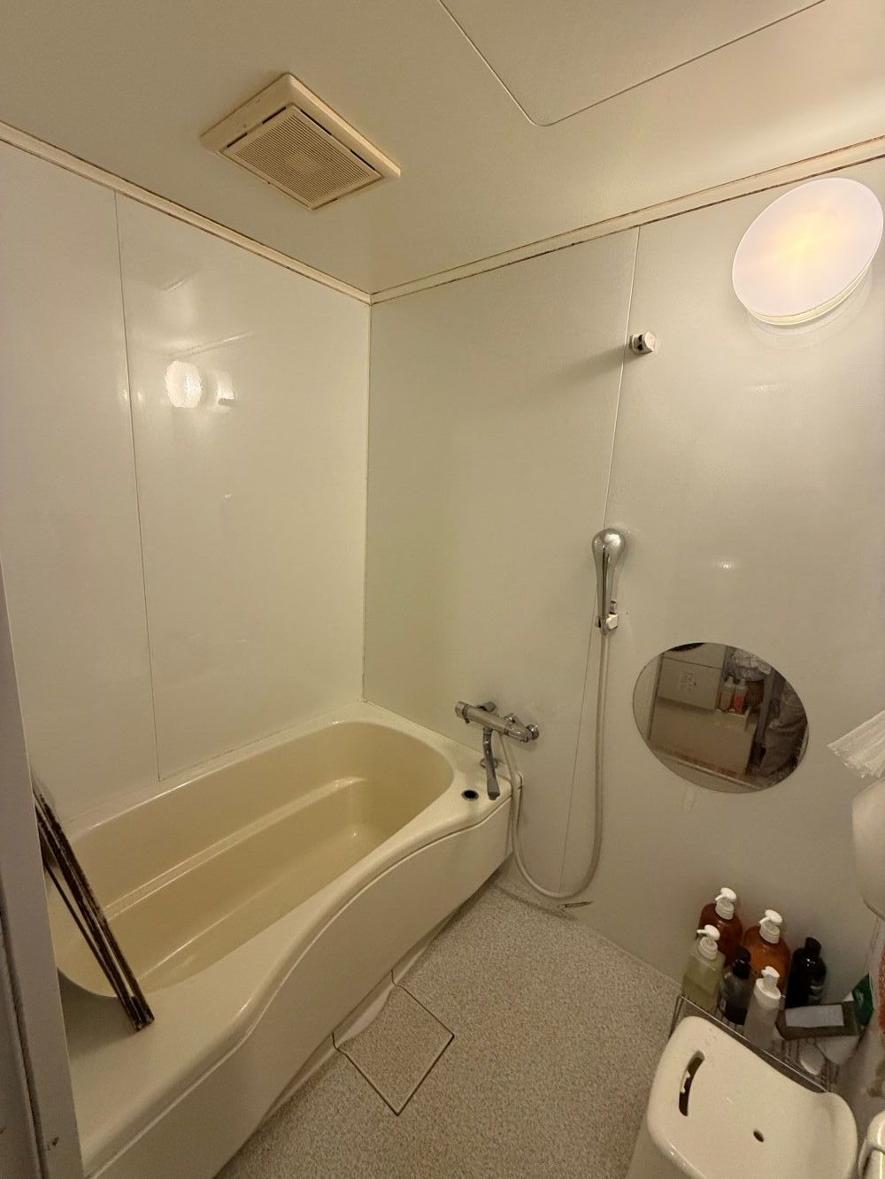 掃除しやすく・使いやすい　ユニットバス、トイレリフォーム