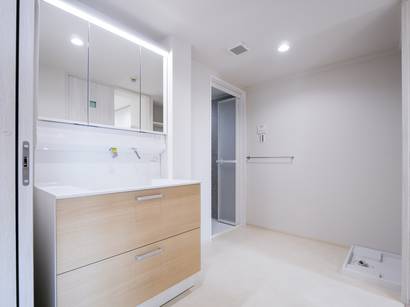 株式会社湖都コーポレーション