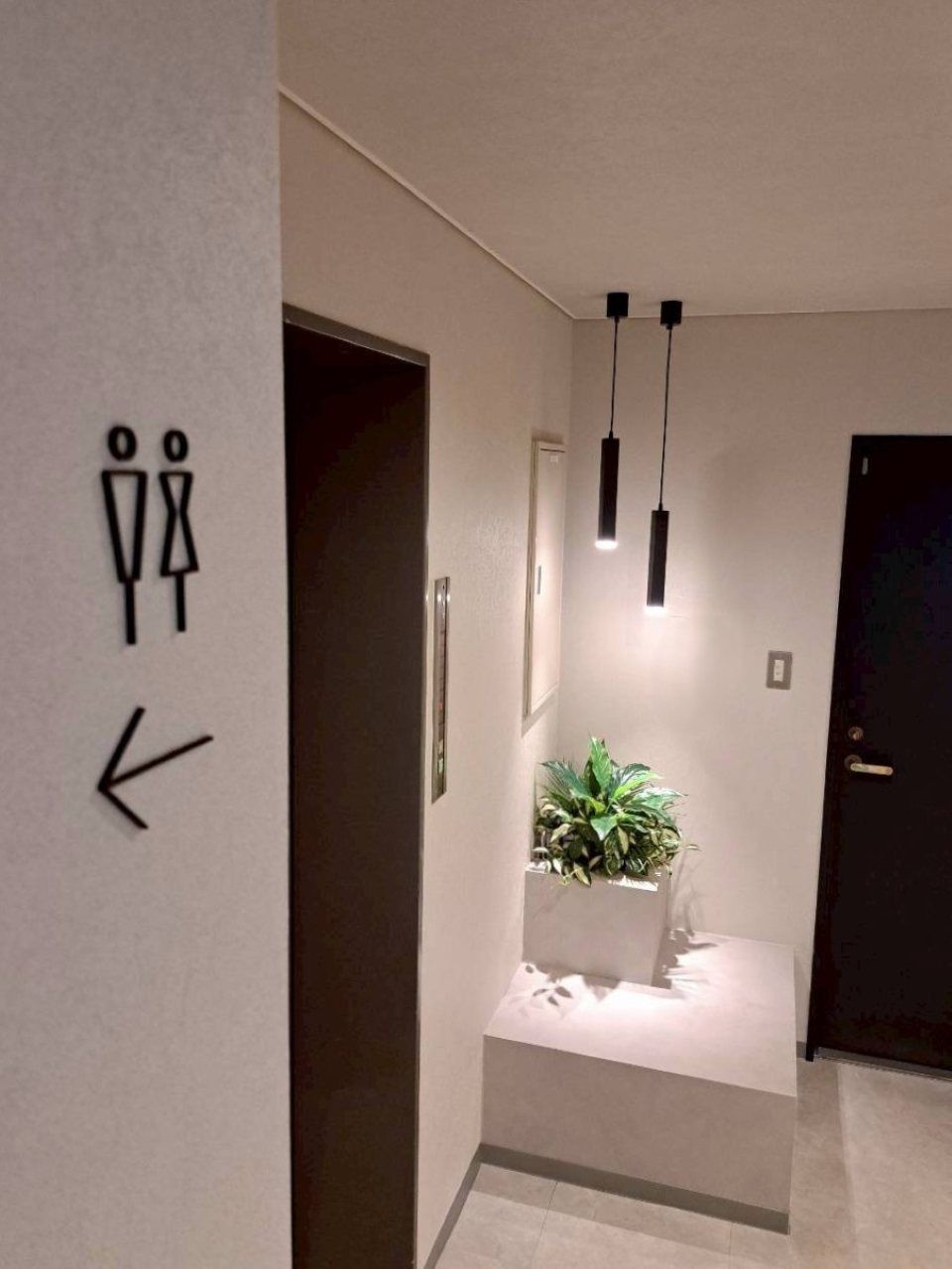 造作装飾でおしゃれな演出～オフィス～