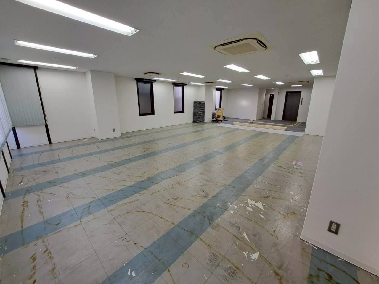 造作装飾でおしゃれな演出～オフィス～