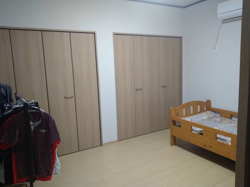 エバーグリーン鏡株式会社