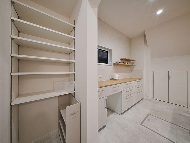 洗練と温もりが調和する、スタイリッシュ・モダンなLDK