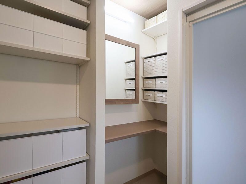 空間を有効活用した収納充実の住まいに