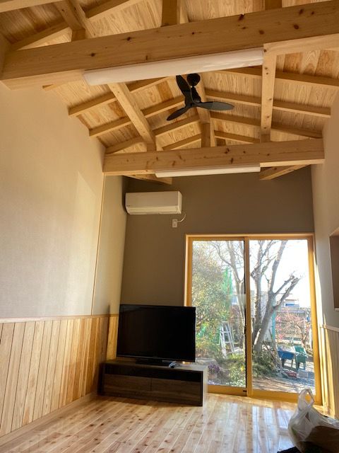 天井が高く、開放感のあるリビングへリフォーム